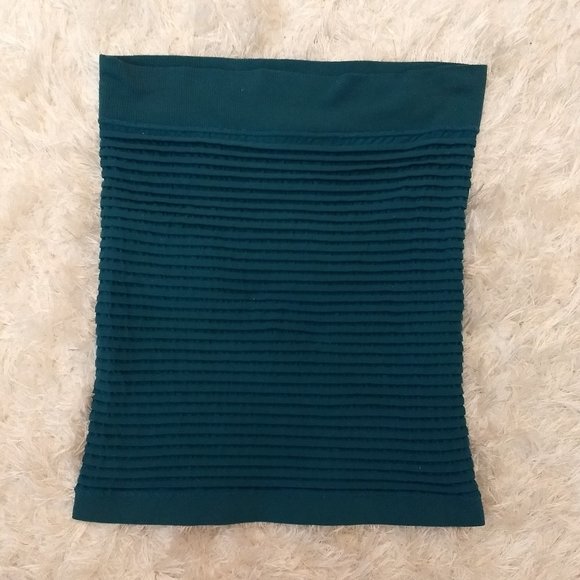 BCBGeneration Dresses & Skirts - BCBGeneration Turquoise Ribbed Strech Mini Skirt